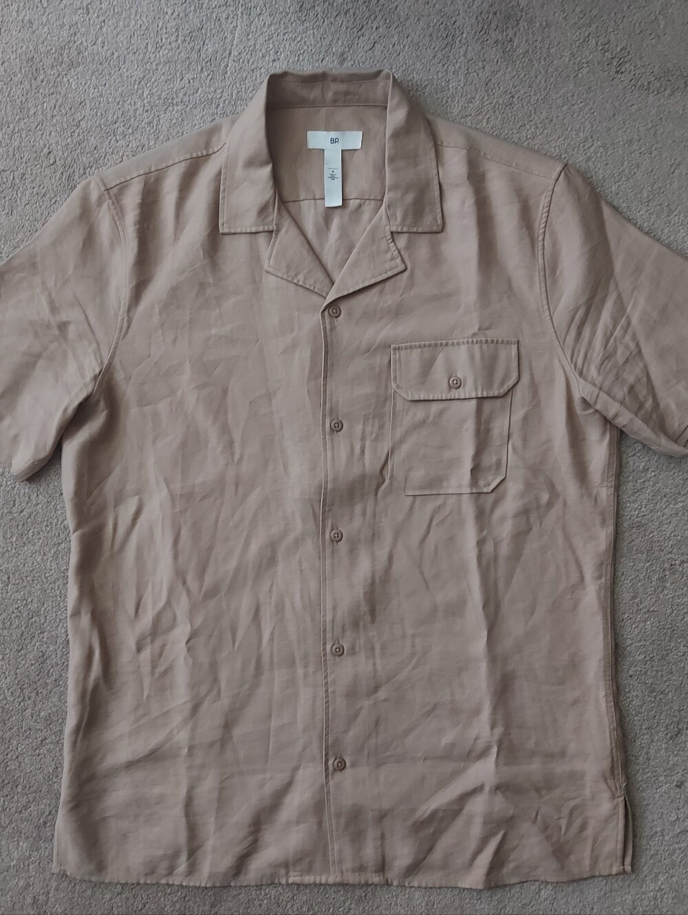 BP. Nordstrom Men's Camp Shirt Medium Khaki Tan Short Sleeve Button Up